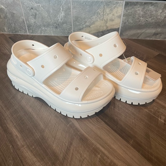 NWT Crocs Mega Crush Sandals - Picture 2 of 6